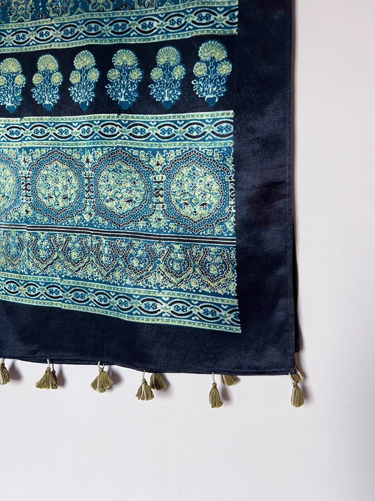 Handmade Stole 4